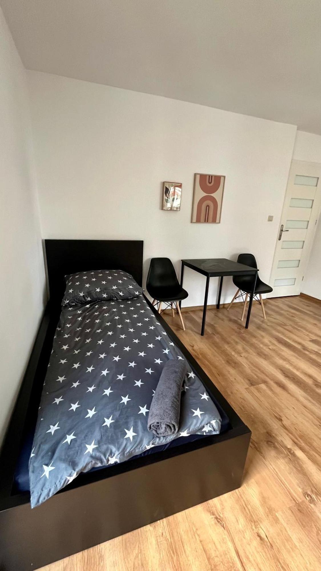 Rooms In Warsaw - C106B المظهر الخارجي الصورة